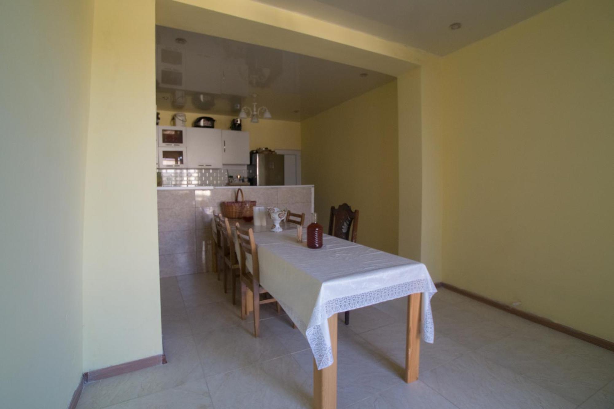 Bagrat Guest House Tskaltubo Ngoại thất bức ảnh